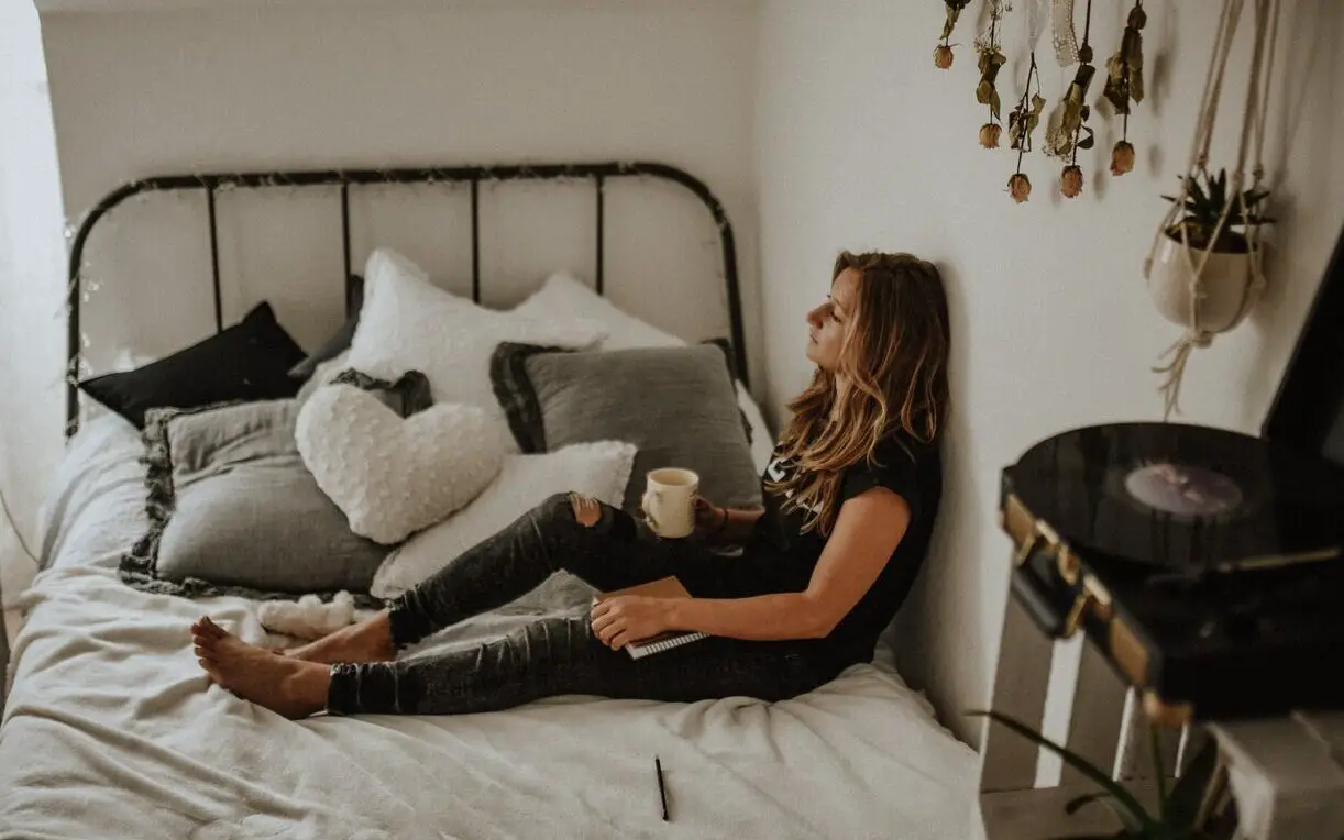 feeling lost, sad, woman, bedroom, journal